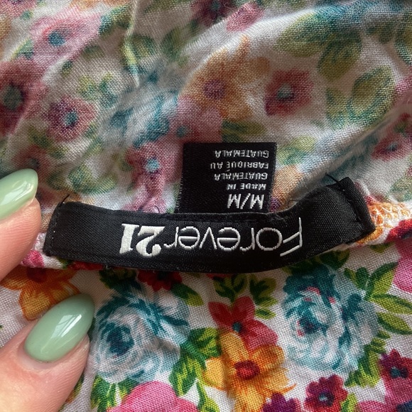 Floral top - Picture 4 of 4